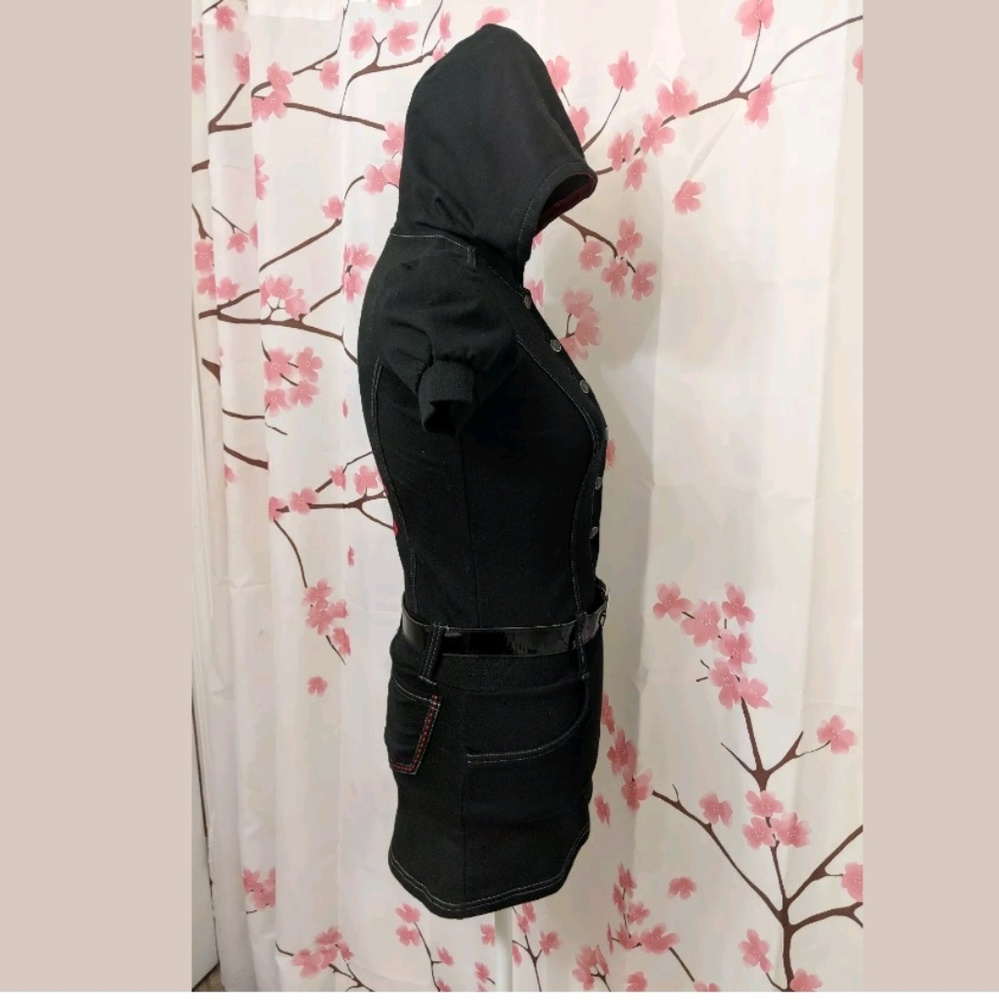 Sold - Picture 4 of 7